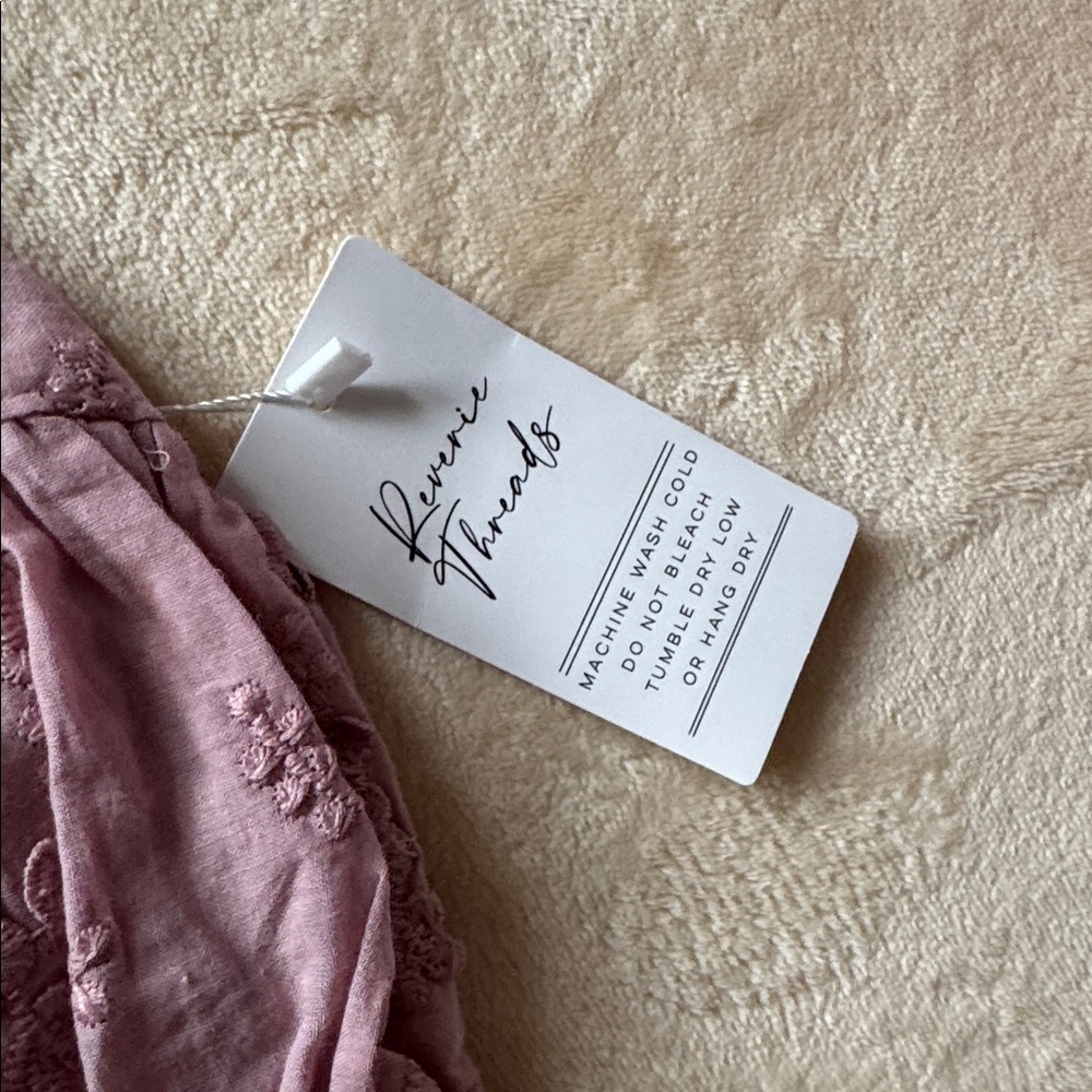Reverie Threads Romper - Picture 2 of 4